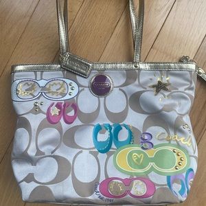 Women’s Coach purse
